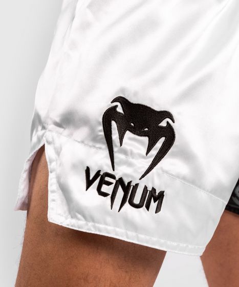 Venum ムエタイショーツ - ブラック/ホワイト