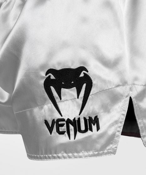 Venum Classic ムエタイショーツ - シルバー/ブラック